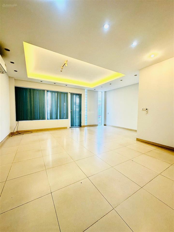 Cho thuê nhà mặt tiền số 298a đường nguyễn thượng hiền, phường 5, quận phú nhuận