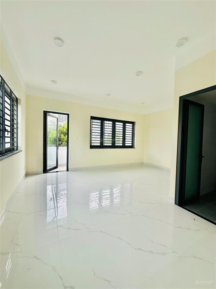 Cho thuê nhà góc hai mặt tiền hẻm 182/5a lê văn sỹ, phú nhuận, tp.hcm