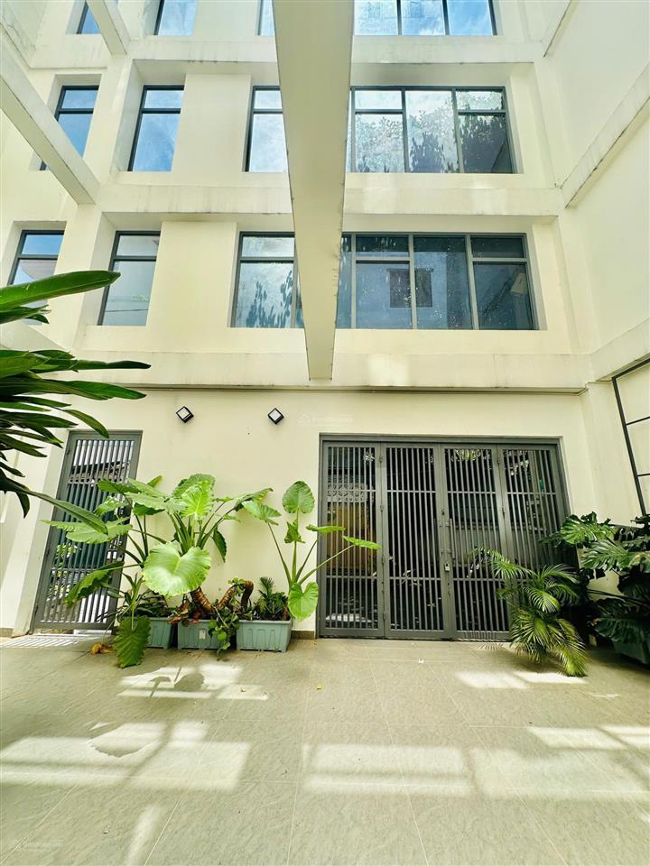 Cho thuê tòa nhà mặt tiền 119b bạch đằng, gia định, tp.hcm