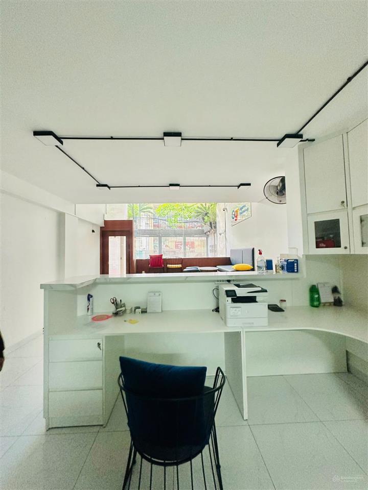 Cho thuê toà nhà 6 tầng số 38/5d nguyễn văn trỗi, cầu kiệu, tp. hcm