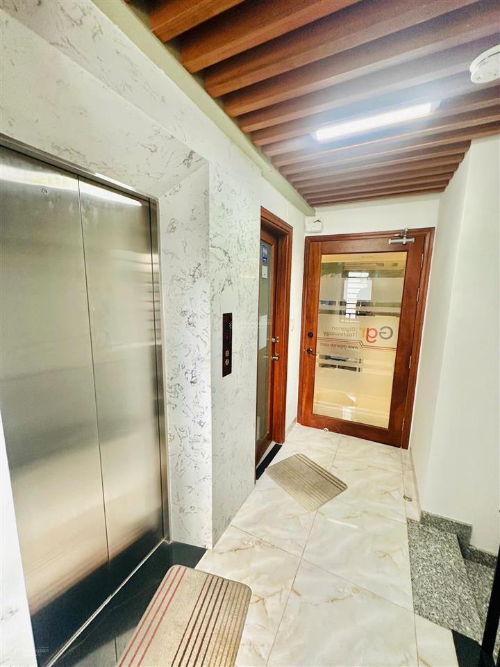 Cho thuê toà nhà 6 tầng số 38/5d nguyễn văn trỗi, cầu kiệu, tp. hcm