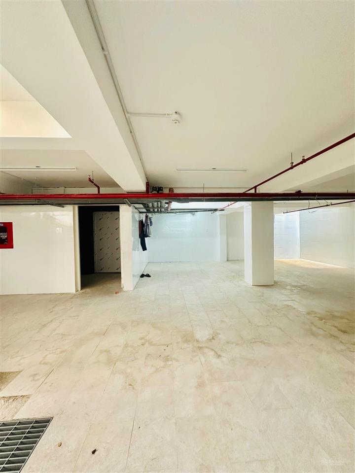 Cho thuê nhà ngang 9m số 656/2a cách mạng tháng tám, nhiêu lộc, tp.hcm
