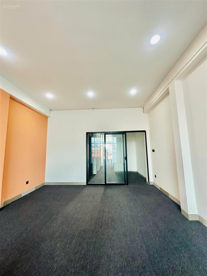 Cho thuê nhà mặt tiền 39b lam sơn  hầm 6 tầng  dtsd hơn 600m2