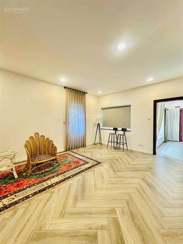 Cho thuê nhà nguyên căn thiết kế biệt thự sân vườn 1/2a đường võ oanh, thạnh mỹ tây, tp.hcm