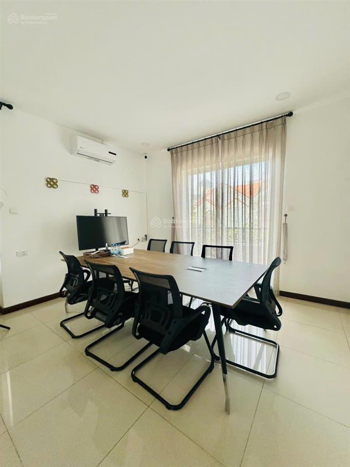 Cho thuê nhà nguyên căn thiết kế biệt thự sân vườn 1/2a đường võ oanh, thạnh mỹ tây, tp.hcm