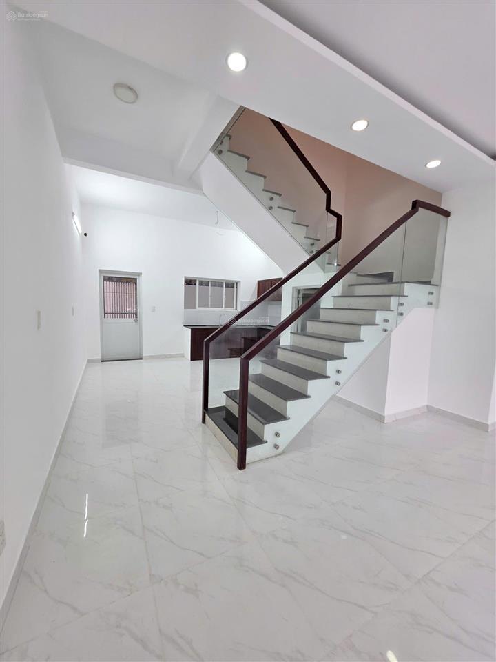 5tỷ8 tl nhà 60m2 trệt lầu hoàn công, kdc champaca garden khép kín có bảo vệ 24/24, p.đông hòa