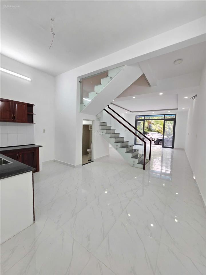 5tỷ8 tl nhà 60m2 trệt lầu hoàn công, kdc champaca garden khép kín có bảo vệ 24/24, p.đông hòa