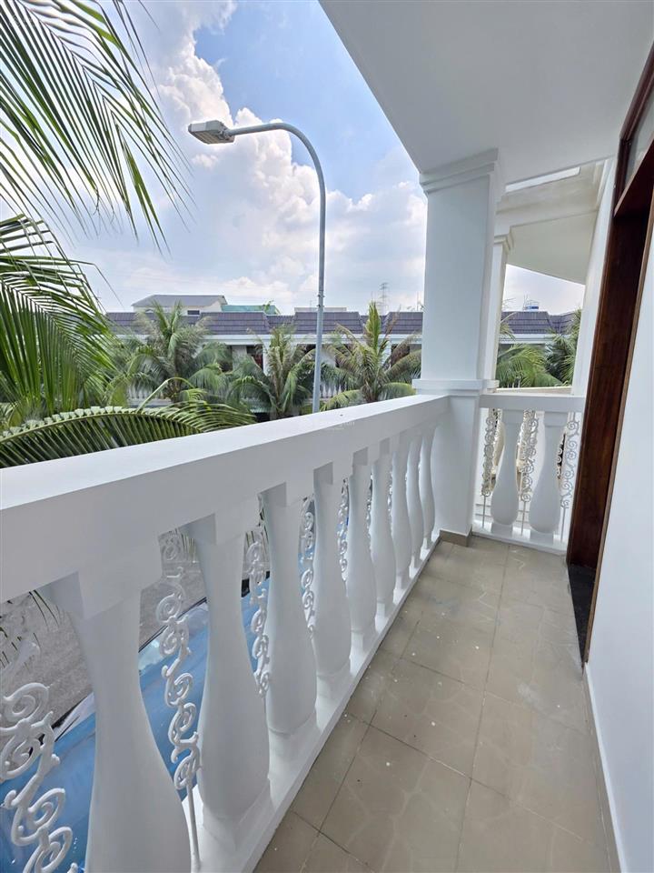 5tỷ8 tl nhà 60m2 trệt lầu hoàn công, kdc champaca garden khép kín có bảo vệ 24/24, p.đông hòa