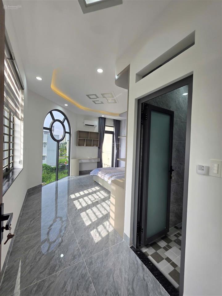 8,2tỷ tl nhà mới 63.4m2 góc 2 mt full nội thất, gần làng đại học quốc gia, p.bình an, tp.dĩ an