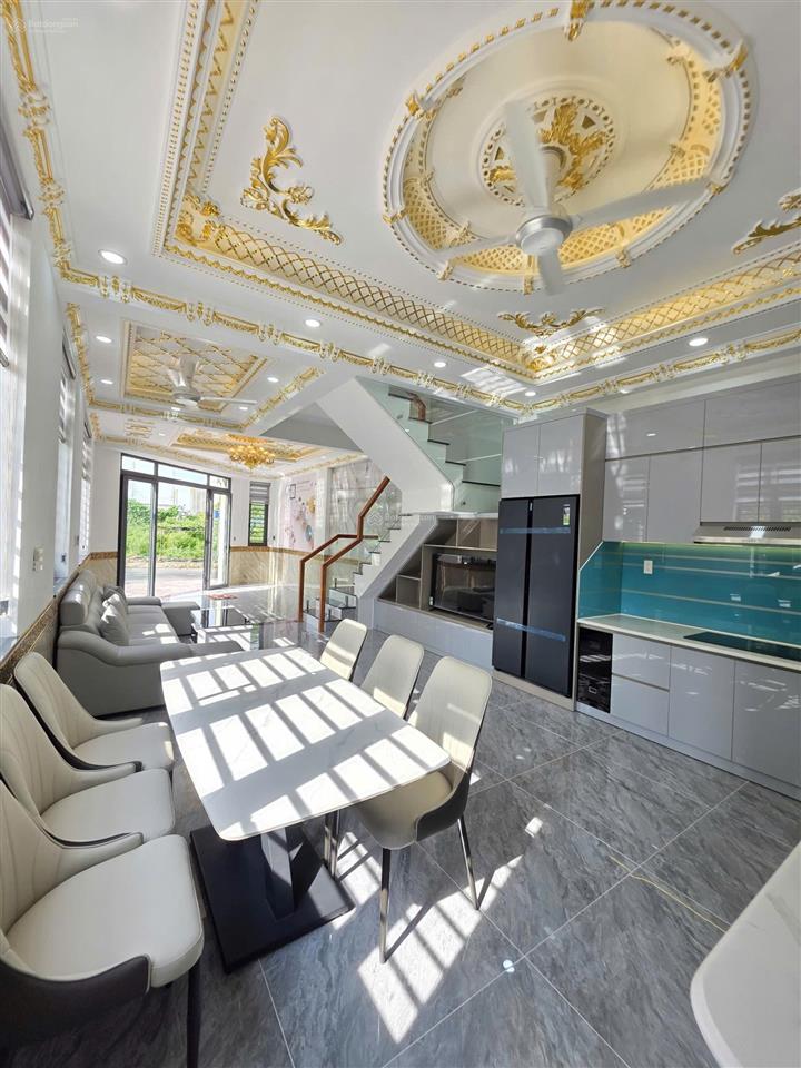 8,2tỷ tl nhà mới 63.4m2 góc 2 mt full nội thất, gần làng đại học quốc gia, p.bình an, tp.dĩ an