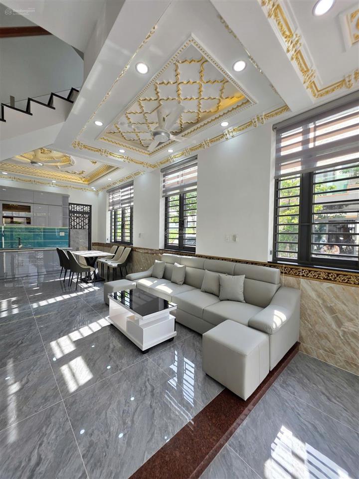 8,2tỷ tl nhà mới 63.4m2 góc 2 mt full nội thất, gần làng đại học quốc gia, p.bình an, tp.dĩ an