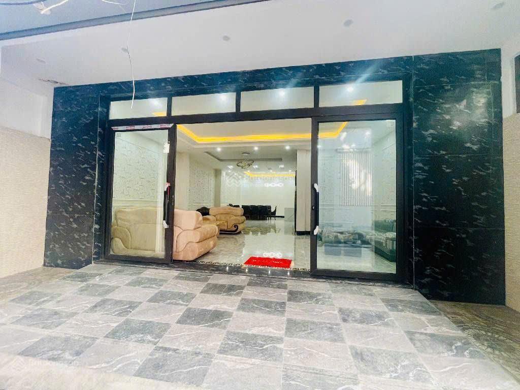Chỉ 19tỷchủ cần bán nhanh) 90m, mt 6,8m lộc phát, phân lô, vỉa hè vip, thang máy, duy nhất 1 căn