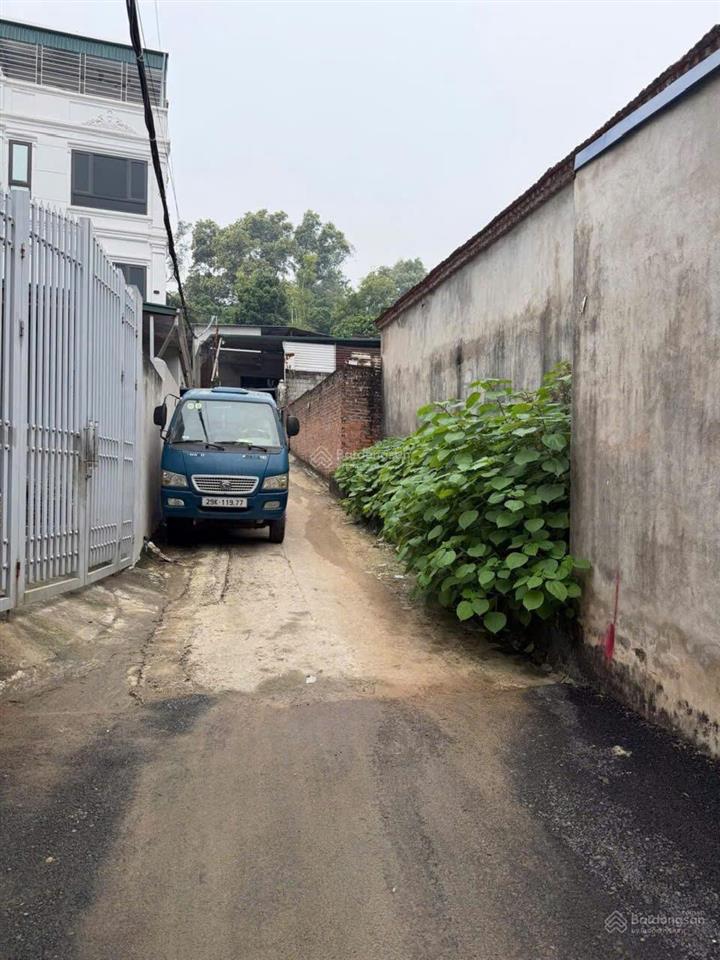 Siêu phẩm hàng hiếm chỉ 50m ra trung tâm thị trấn chúc sơn  chương mỹ  hẻm oto