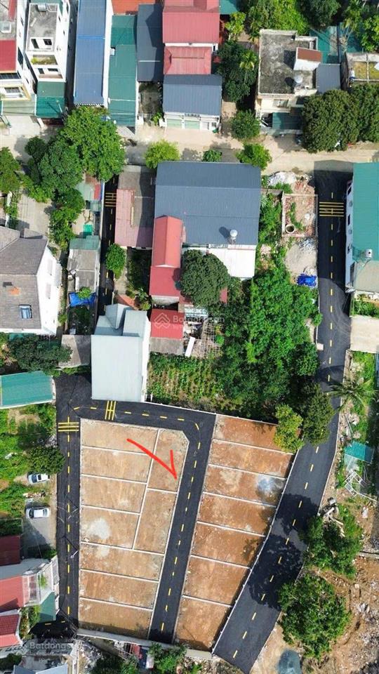 Siêu phẩm lô góc 2 mặt thoáng  phù hợp kinh doanh  trung tâm xuân mai giá chỉ 2. x tỷ dt 50.5m2
