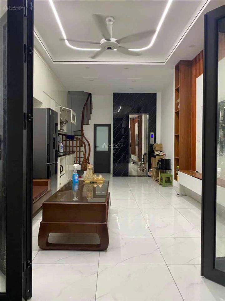 Chính chủ bán nhà trung tâm hà đông  ô tô đỗ  5 tầng  giá 9,5 tỷ