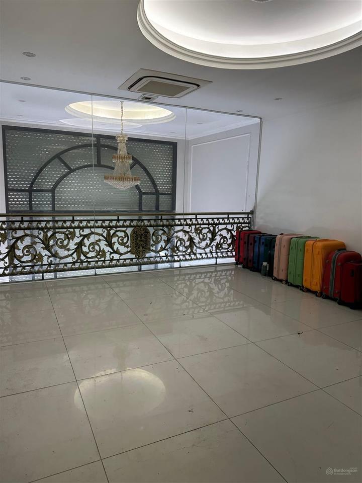 Hiếm có phân lô 16 hoàng cầusát mặt phố xã đàn75m2 mt7.5m vỉa hè oto tránh gần hồgiá 40 tỷ