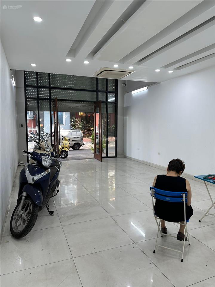 Hiếm có phân lô 16 hoàng cầusát mặt phố xã đàn75m2 mt7.5m vỉa hè oto tránh gần hồgiá 40 tỷ