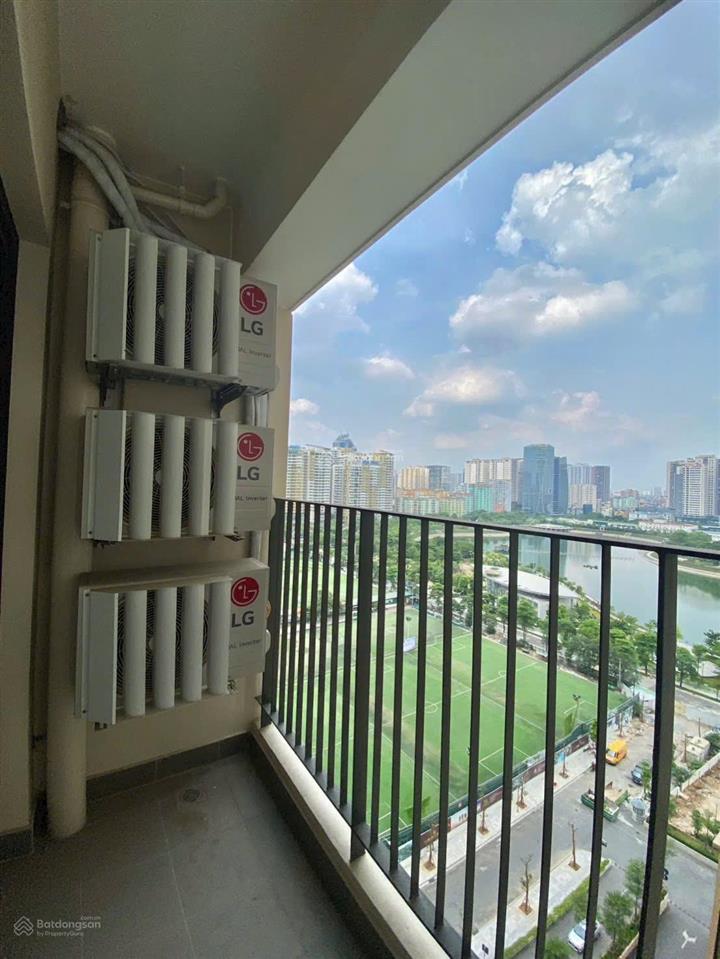 Chính chủ bán gấp căn penthouse 180m2 3 ngủ sân vườn, tòa nhà sông hồng số 165 thái hà giá 17 tỷ