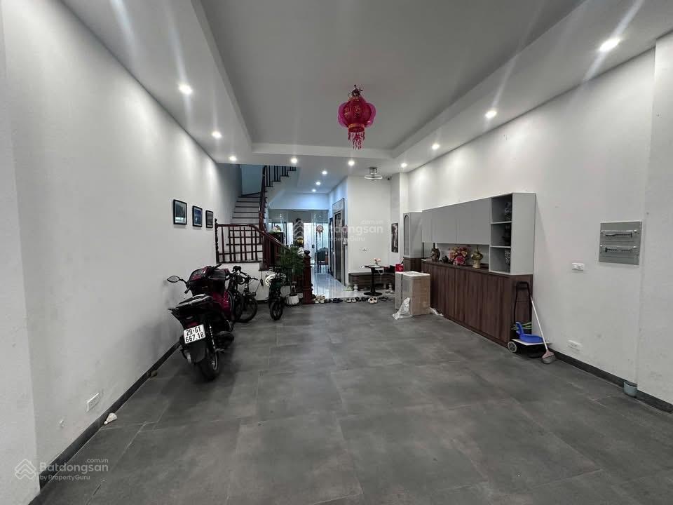 Bán nhà riêng tại phố lạc trung, 38 tỷ, 86m², phân lô ô tô tránh, vừa ở vừa kinh doanh