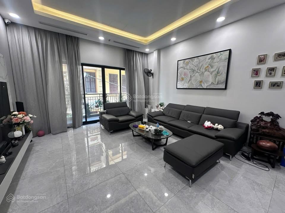 Bán nhà riêng tại phố lạc trung, 38 tỷ, 86m², phân lô ô tô tránh, vừa ở vừa kinh doanh