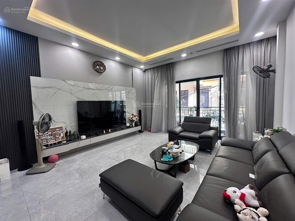 Bán nhà riêng tại phố lạc trung, 38 tỷ, 86m², phân lô ô tô tránh, vừa ở vừa kinh doanh