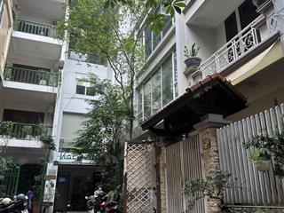 Bán gấp căn phân lô vip phố giảng võ giá 38 tỷ, 74m2 mặt tiền 7.3m, đối diện vin giảng võ.