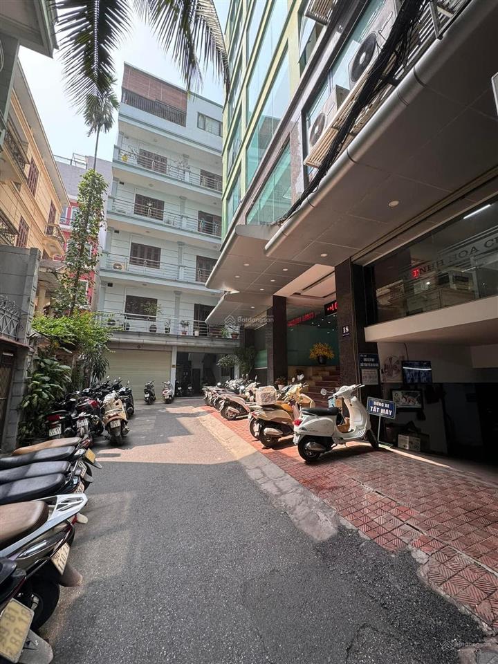 33 tỷ nhỉnh cần bán nhà phân lô phố láng hạ, 90m mặt tiền 6m, ngõ ô tô tránh sát vành đai 1