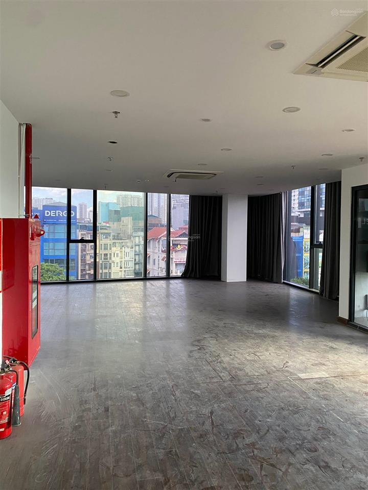 Cần bán gấp tòa văn phòng mặt phố trần duy hưng 120m2 8 tầng thang máylô góc, 180tr/ tháng, 100 tỷ