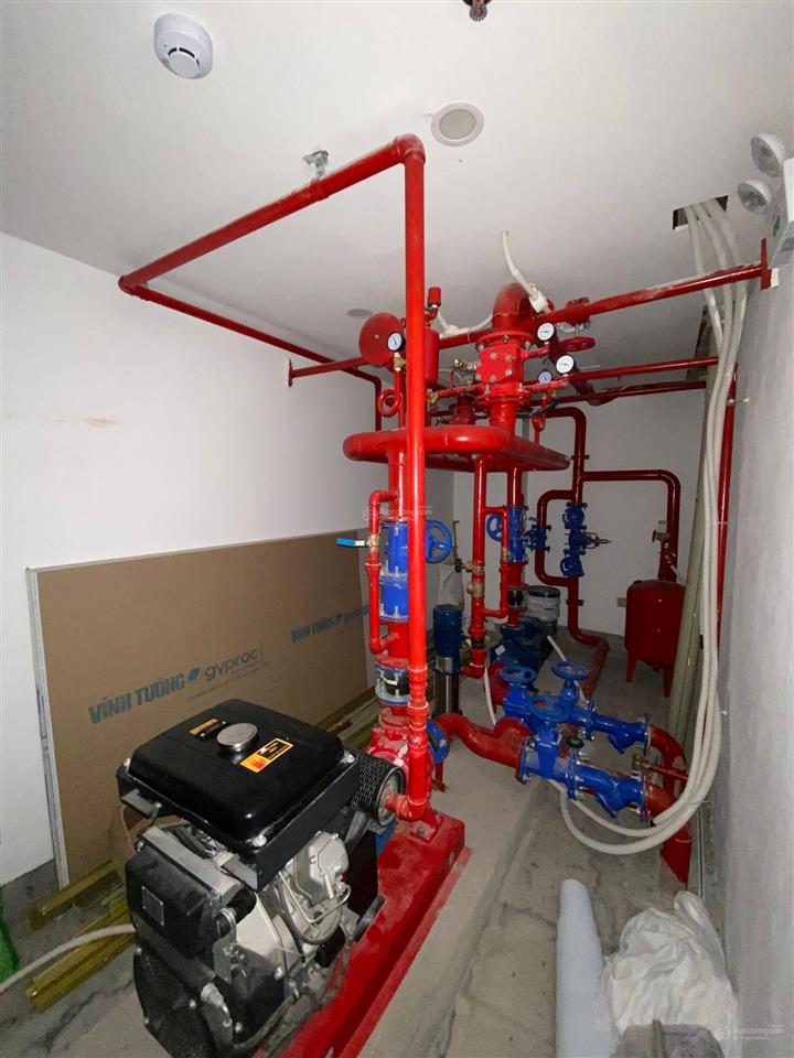 Cần bán gấp tòa văn phòng mặt phố lê văn lương 120m2 9 tầng thang máy, 180 triệu/ tháng, giá 90 tỷ