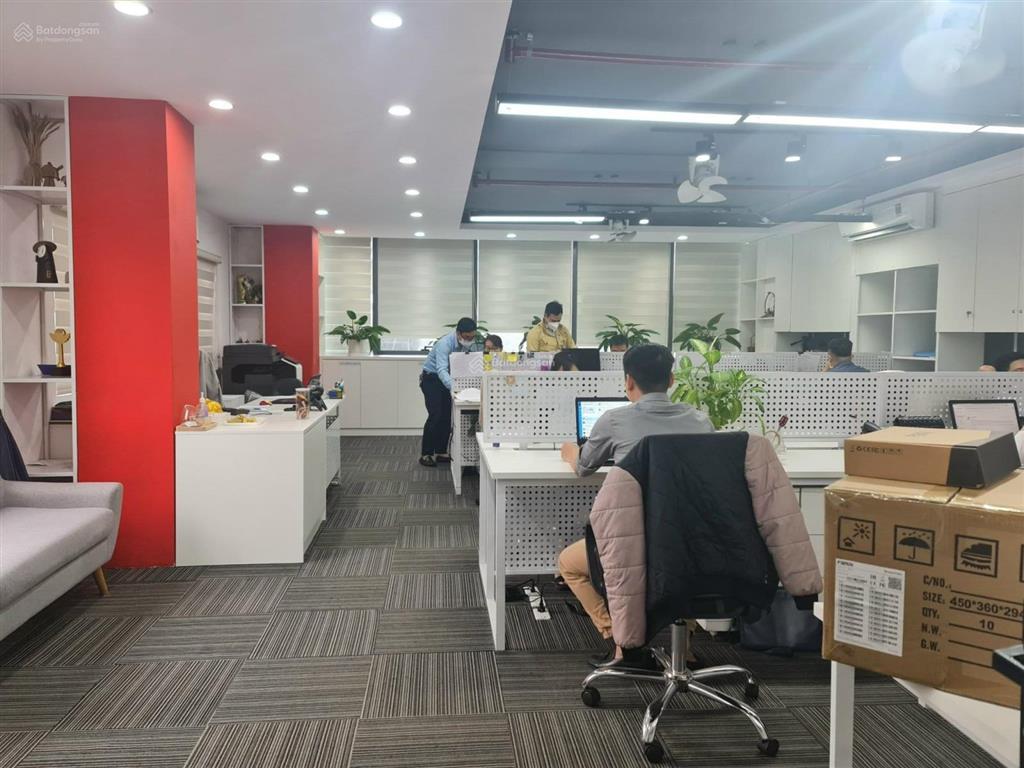 Cần bán gấp căn phân lô tại thái hà 90m2 mt6m giá 30 tỷ, ngõ oto tránh, gần phố, kinh doanh