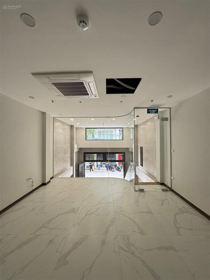 Cực hiếm bán căn phân lô kđt định công 100m2 lô góc 6 tầng, oto tránh, vỉa hè rộng giá 35 tỷ