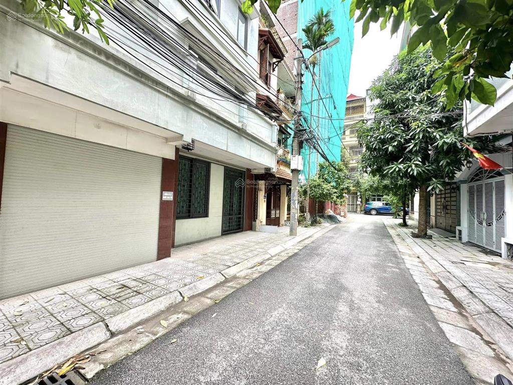 Cực hiếm phân lô phố trần đại nghĩa 100m2 mặt tiền 7m 2 thoáng oto tránh, gần phố giá 28 tỷ