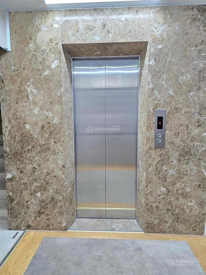 28 tỷ bán gấp nhà mặt đường 2.5 định công, 90m2 nhà mới 5 tầng gara oto kinh doanh vip