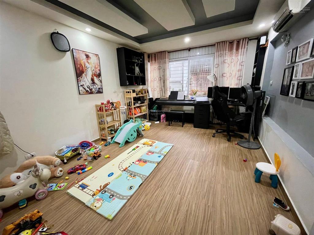 Cực hiếm nhà mặt phố bạch mai 40m2 lô góc mặt tiền 7m, vỉa hè rộng kinh doanh sầm uất giá 16 tỷ