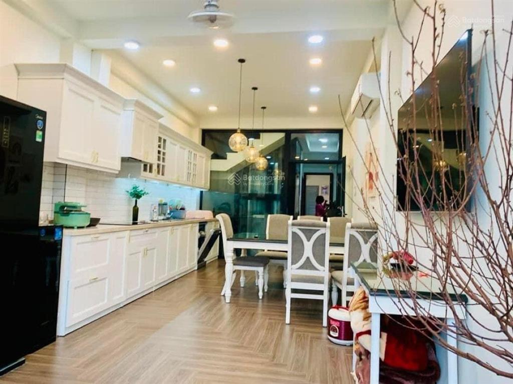 16 tỷ mặt phố lê thanh nghị lô góc 40m2 mặt tiền 6m vỉa hè rộng kinh doanh sầm uất.  0983 029 ***