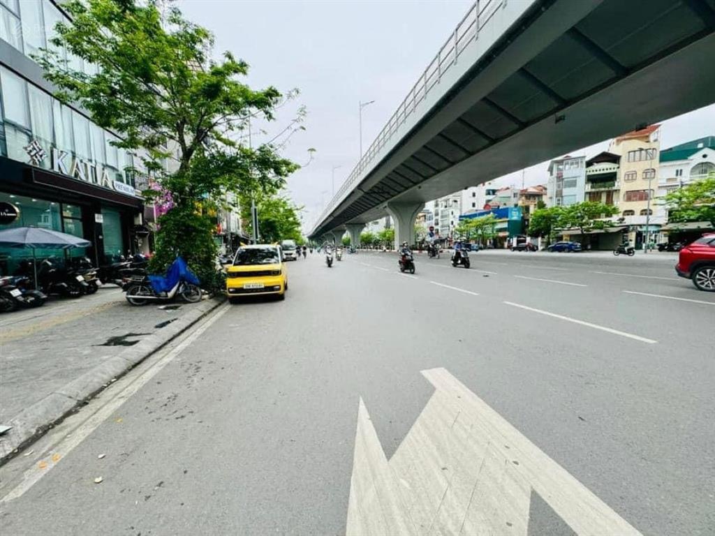 16 tỷ mặt phố lê thanh nghị lô góc 40m2 mặt tiền 6m vỉa hè rộng kinh doanh sầm uất.  0983 029 ***