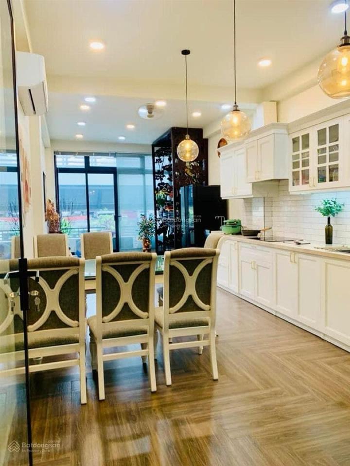 16 tỷ mặt phố lê thanh nghị lô góc 40m2 mặt tiền 6m vỉa hè rộng kinh doanh sầm uất.  0983 029 ***