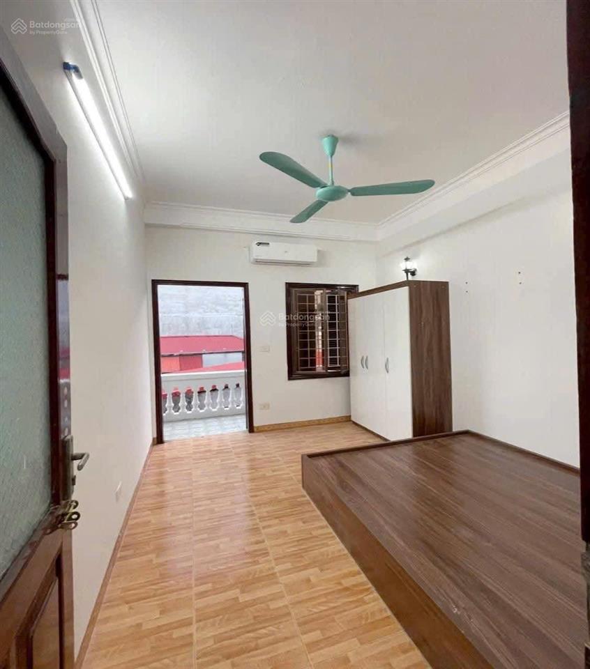 Mặt phố trần đại nghĩa40m2 lô góc mặt tiền 6m vỉa hè rộng giá đầu tư 15 tỷ  0983 029 ***