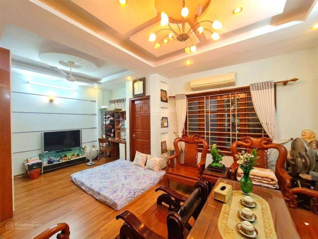 Bán nhà tại phố đại la 90m2 nhà 5 tầng cách mặt phố 30m, ngõ rộng 4m giá đầu tư nhỉnh 17 tỷ