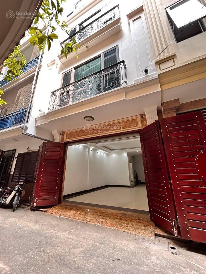 Chính chủ cần bán nhà tại ngõ 37 lê thanh nghị 55m2 xây 4 tầng ngõ ô tô gần ngã 4 giá 17,5 tỷ