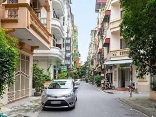 Chính chủ bán nhà tại gốc đề, minh khai 60m2 mt6.3m lô góc, oto vào nhà giá 17 tỷ 0983 029 ***