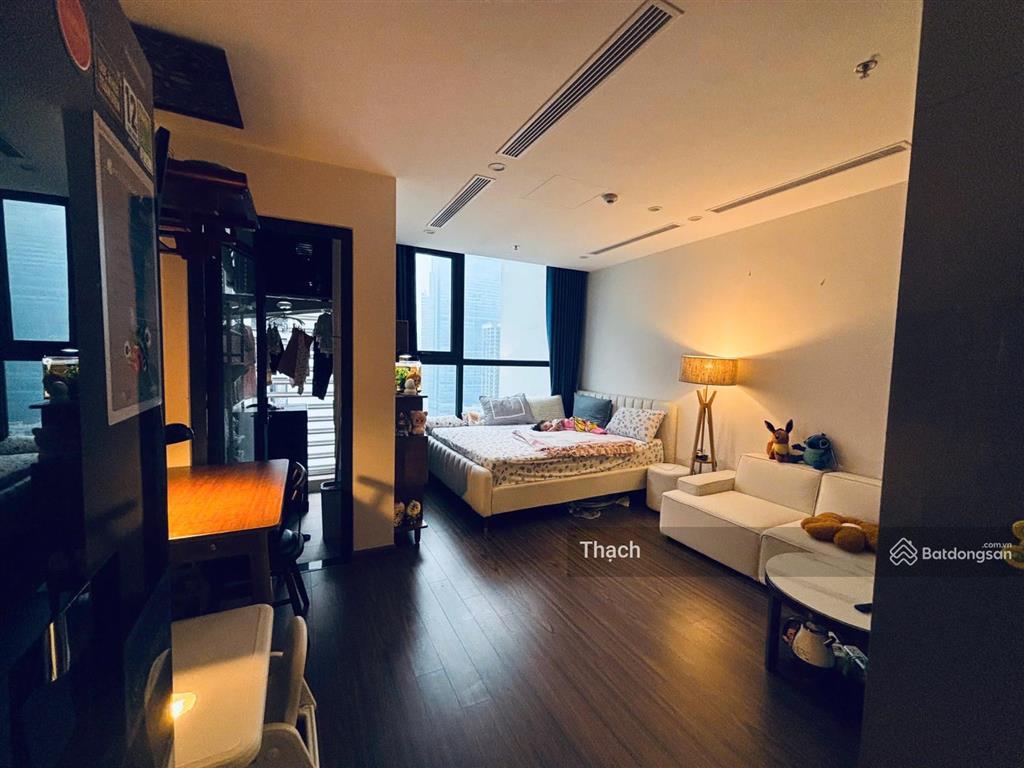 Bán gấp ch studio tại vinhomes west point, 3,6 tỷ, 35m2 siêu hot bao đẹp full đồ.  0966 432 ***.