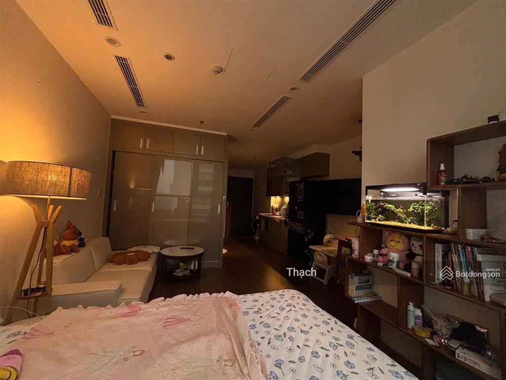 Bán gấp ch studio tại vinhomes west point, 3,6 tỷ, 35m2 siêu hot bao đẹp full đồ.  0966 432 ***.