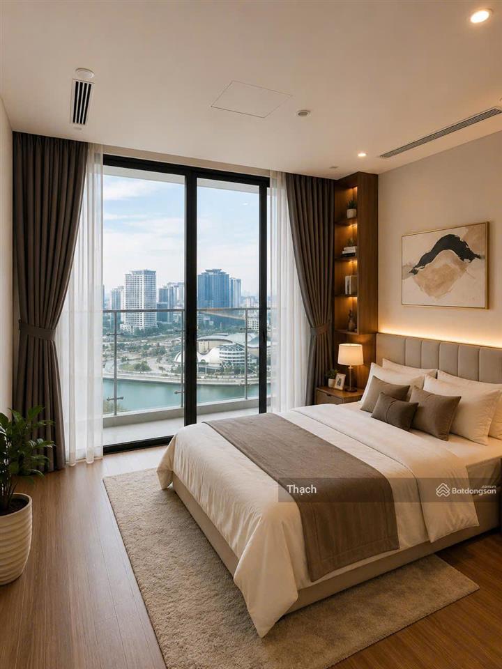Bán căn góc 4pn vinhomes skylake, 156m², tầng trung view hồ 32ha cực đẹp, giá 18 tỷ.  0966 432 ***.
