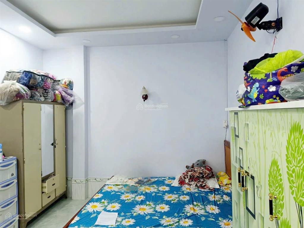 Chỉ 6,x tỷ  mặt tiền kinh doanh  2 tầng  5x20  đường 8m  kế kinh dương vương, bình tân