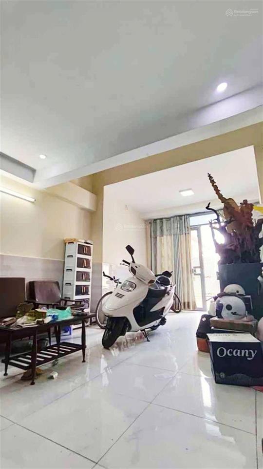 Nhà chính chủ  chưa qua đầu tư  3 tầng  4x17m  kinh dương vương, bình tân  ô tô ngủ trong nhà.