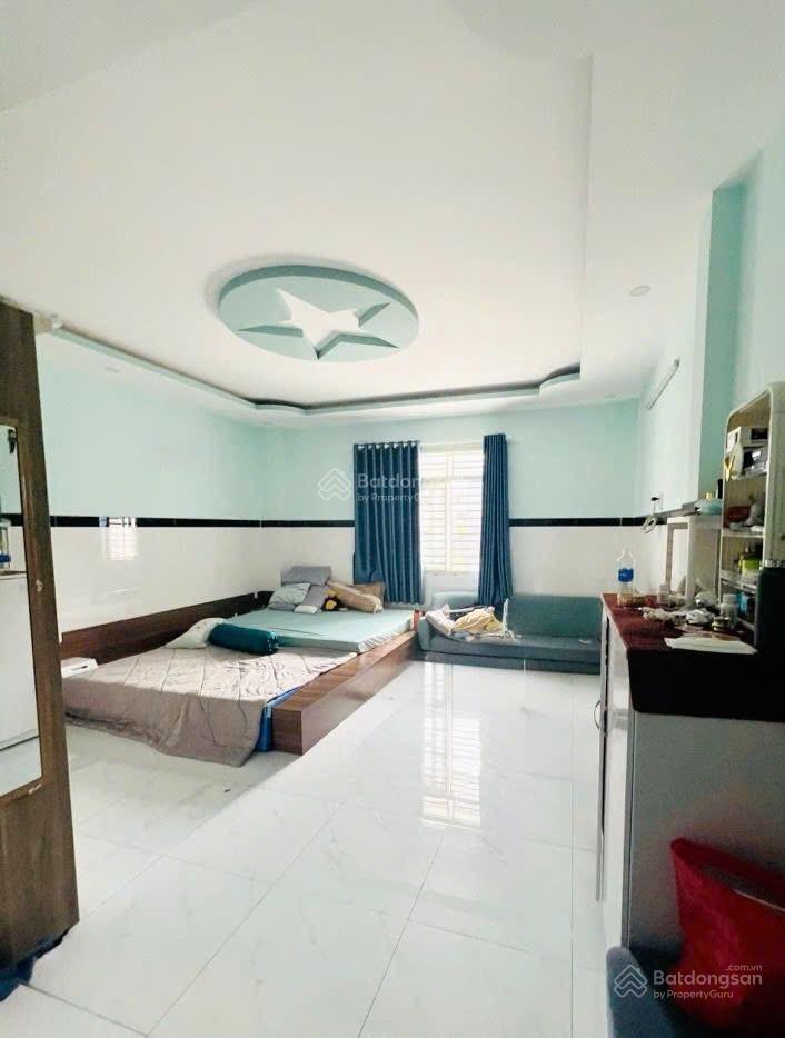 Mặt tiền kinh doanh  4 tầng  5x18,5m  kdc kinh dương vương, bình tân  đường 12m  chỉ 9. x tỷ