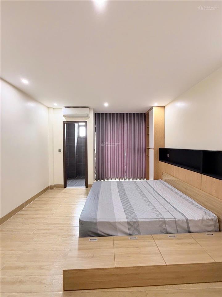 Chỉ 7,x tỷ  siêu phẩm 4 tầng  4x20m  hẻm 6m  kế kinh dương vương, bình tân