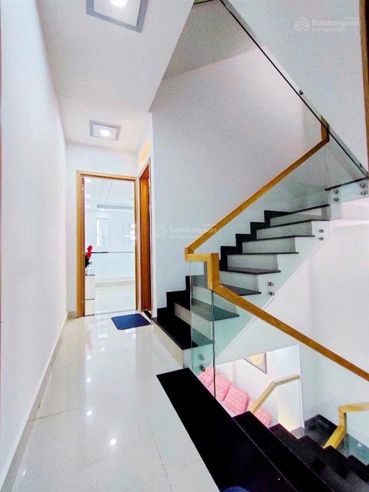 Nhà đẹp  oto ngủ trong nhà  5 tầng  4x14  kế kinh dương vương, bình tân  dòng tiền 18 tr/th.