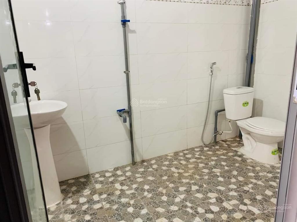 Cho thuê nhà xưởng 450m2 tại đường phạm hùng, xã đức trọng, tỉnh lâm đồng